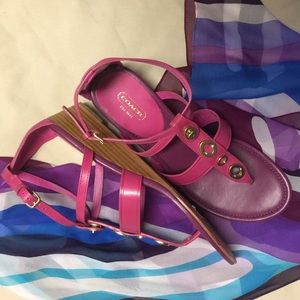 Coach Vicky Wedge Sandal - 11B